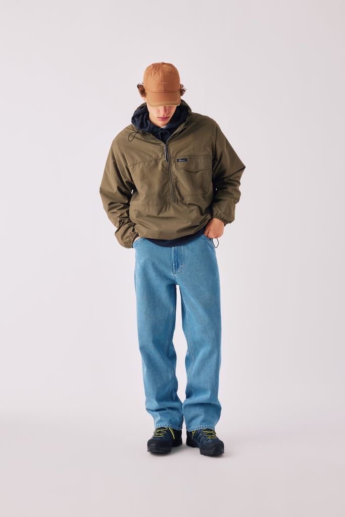 FW26 on-model fit reference. Shown: Popover Jacket - Sage Green. Photograph 24283.